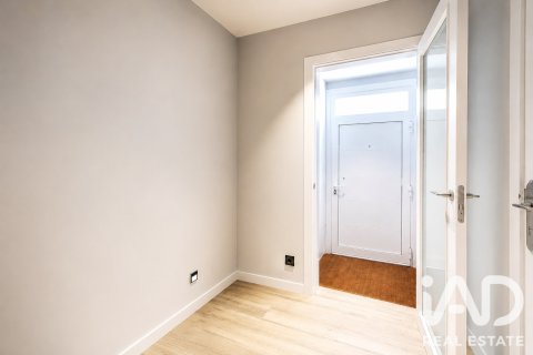 Casa adosada de 4 dormitorios en venta en Sabadell, Barcelona, Cataluña, Spain № 8344 - foto 3