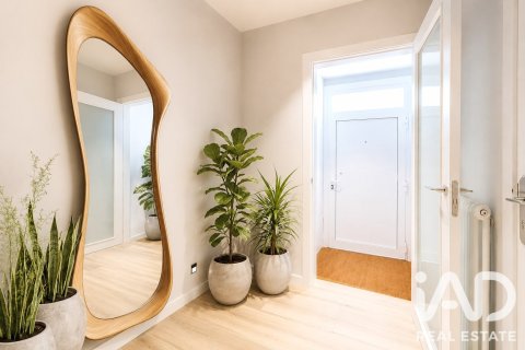 Casa adosada de 4 dormitorios en venta en Sabadell, Barcelona, Cataluña, Spain № 8344