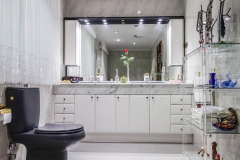 Купить дом в Гава, Испания с 7 комнат, 465м², № 8452 - фото 27