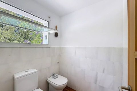Купить дом в Кабрильс, Испания с 5 комнат, 376м², № 8450 - фото 24