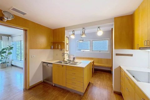 Купить дом в Кабрильс, Испания с 5 комнат, 376м², № 8450 - фото 13