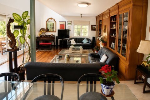 Сasa de 5 dormitorios en venta en Cabrils, Barcelona, Cataluña, Spain № 8451 - foto 13