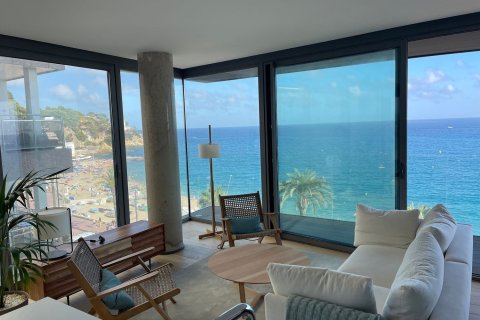 Apartamento de 3 dormitorios en venta en Lloret de Mar, Gerona, Cataluña, Spain № 8447 - foto 4