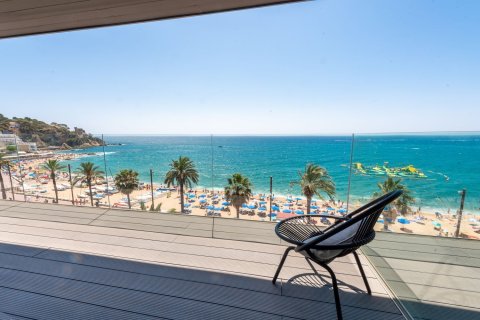 Apartamento de 3 dormitorios en venta en Lloret de Mar, Gerona, Cataluña, Spain № 8447 - foto 2