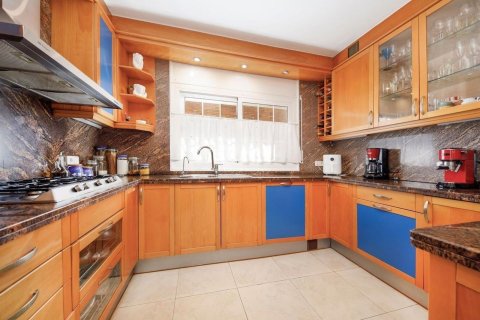 Сasa de 5 dormitorios en venta en Cataluña, Spain № 8449 - foto 20