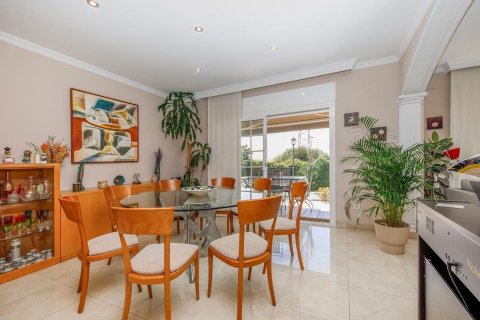 Сasa de 5 dormitorios en venta en Cataluña, Spain № 8449 - foto 16