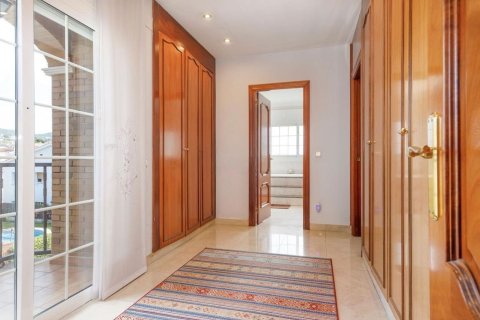Сasa de 5 dormitorios en venta en Cataluña, Spain № 8449 - foto 22
