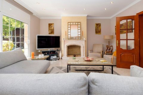 Сasa de 5 dormitorios en venta en Cataluña, Spain № 8449 - foto 15