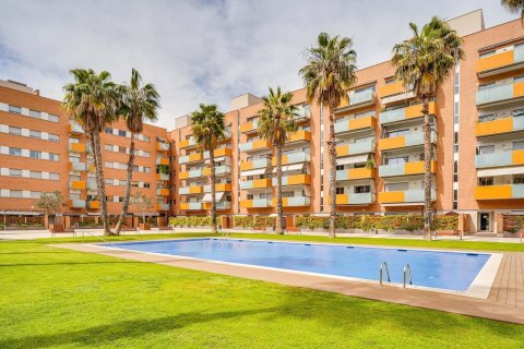 Apartamento de 4 dormitorios en venta en Barcelona, Cataluña, Spain № 8448 - foto 20