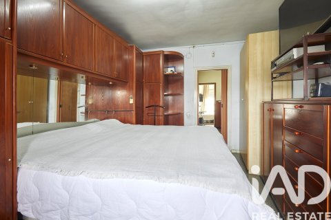 Купить квартиру в Барселона, Испания с 3 спальни, 97м², № 8453 - фото 22