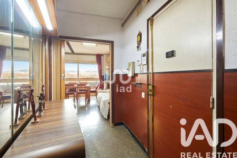 Купить квартиру в Барселона, Испания с 3 спальни, 97м², № 8453 - фото 4