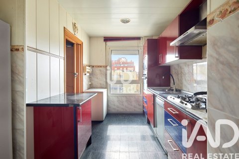 Купить квартиру в Барселона, Испания с 3 спальни, 97м², № 8453 - фото 10