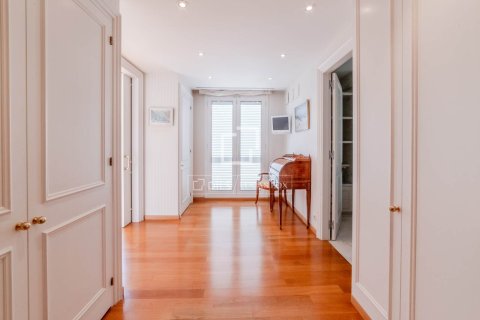 Villa de 5 dormitorios en venta en Sitges, Barcelona, Cataluña, Spain № 4002 - foto 21
