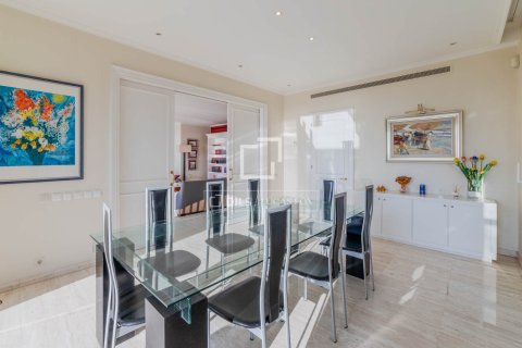 Villa de 5 dormitorios en venta en Sitges, Barcelona, Cataluña, Spain № 4002 - foto 5