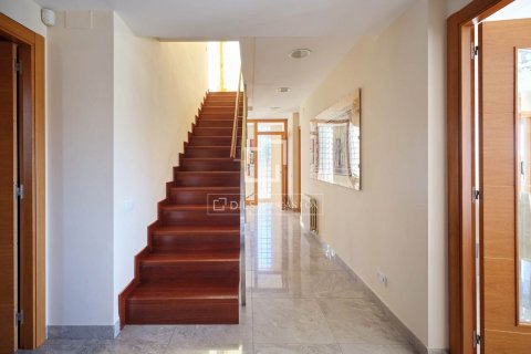 Villa de 5 dormitorios en venta en Sant Vicenc De Montalt, Barcelona, Cataluña, Spain № 4000 - foto 16