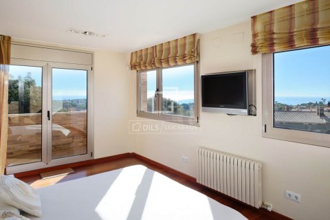 Villa de 5 dormitorios en venta en Sant Vicenc De Montalt, Barcelona, Cataluña, Spain № 4000 - foto 17