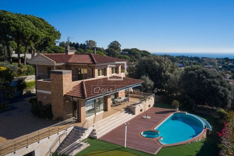 Villa de 5 dormitorios en venta en Sant Vicenc De Montalt, Barcelona, Cataluña, Spain № 4000