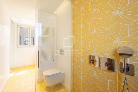 3 bedrooms apartment for sale in Barcelona, Catalonia, Spain № 4001 - photo 29
