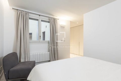Купить квартиру в Барселона, Испания с 2 спальни, 146м², № 3999 - фото 17