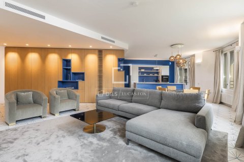 Купить квартиру в Барселона, Испания с 2 спальни, 146м², № 3999 - фото 2