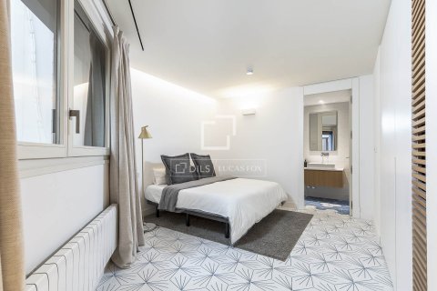 Купить квартиру в Барселона, Испания с 2 спальни, 146м², № 3999 - фото 22