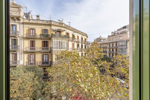 Купить квартиру в Барселона, Испания с 2 спальни, 146м², № 3999 - фото 14