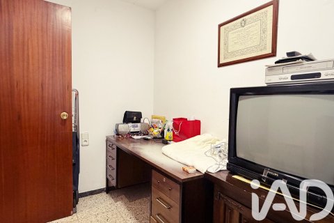 Apartamento de 4 dormitorios en venta en Calella, Barcelona, Cataluña, Spain № 7431 - foto 6