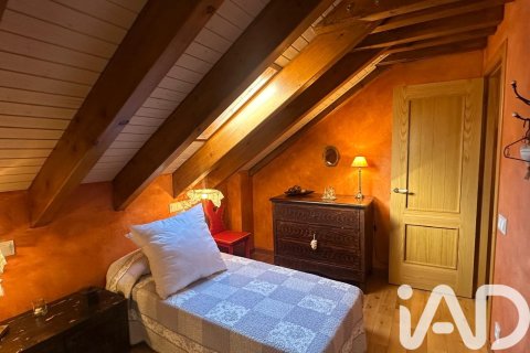 Сasa de 4 dormitorios en venta en La Vall de Boí, Lérida, Cataluña, Spain № 7432 - foto 9