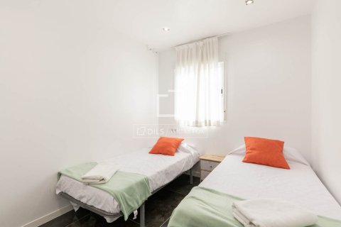 Villa de 8 dormitorios en venta en Castelldefels, Barcelona, Cataluña, Spain № 3903 - foto 27