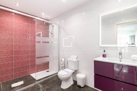 Villa de 8 dormitorios en venta en Castelldefels, Barcelona, Cataluña, Spain № 3903 - foto 29