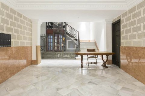2 bedrooms apartment for sale in Barcelona, Catalonia, Spain № 3904 - photo 24