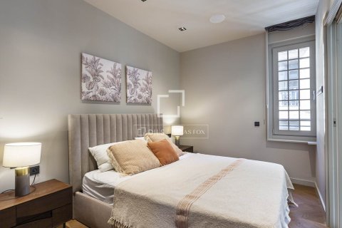 2 bedrooms apartment for sale in Barcelona, Catalonia, Spain № 3904 - photo 18