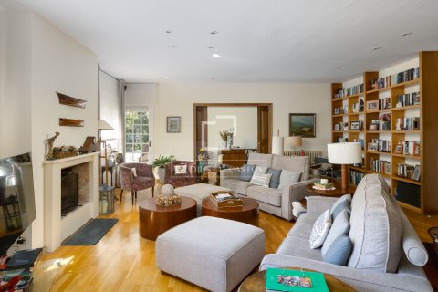 Villa de 5 dormitorios en venta en Cabrils, Barcelona, Cataluña, Spain № 3900 - foto 12