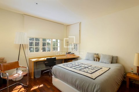 Villa de 5 dormitorios en venta en Cabrils, Barcelona, Cataluña, Spain № 3900 - foto 22