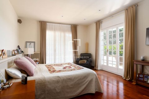 Villa de 5 dormitorios en venta en Cabrils, Barcelona, Cataluña, Spain № 3900 - foto 18