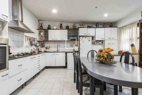 3 bedrooms apartment for sale in Barcelona, Catalonia, Spain № 3906 - photo 5