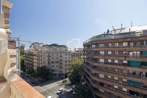 Купить пентхаус в Барселона, Испания с 2 спальни, 74м², № 8965 - фото 22