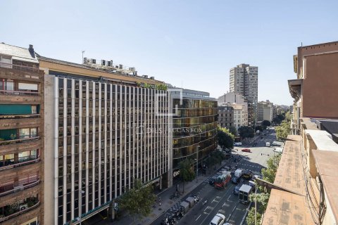 Купить пентхаус в Барселона, Испания с 2 спальни, 74м², № 8965 - фото 23