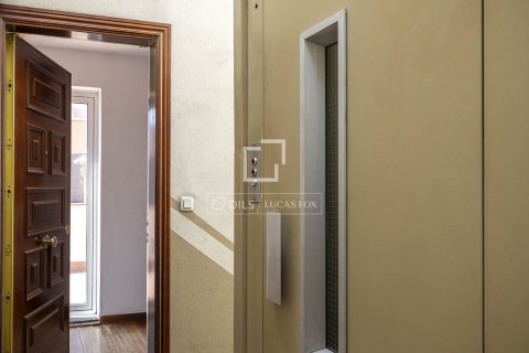 Купить пентхаус в Барселона, Испания с 2 спальни, 74м², № 8965 - фото 20