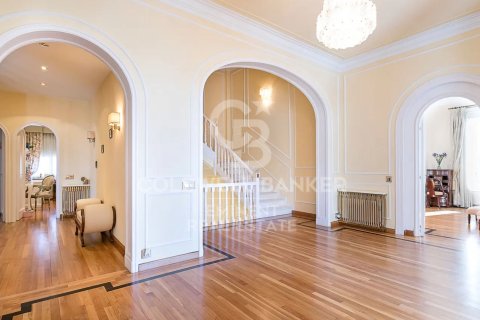 9 bedrooms villa for sale in Esplugues de Llobregat, Barcelona, Catalonia, Spain № 7950 - photo 6