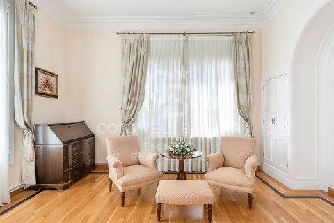 9 bedrooms villa for sale in Esplugues de Llobregat, Barcelona, Catalonia, Spain № 7950 - photo 3