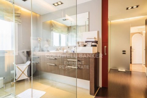 9 bedrooms villa for sale in Esplugues de Llobregat, Barcelona, Catalonia, Spain № 7950 - photo 12