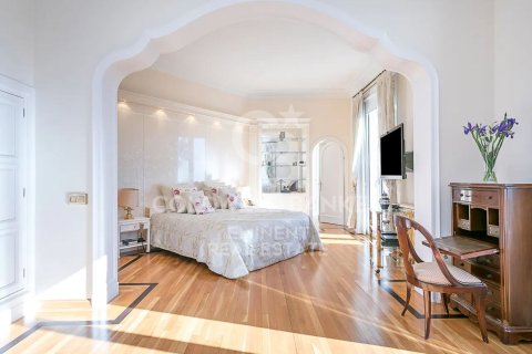 9 bedrooms villa for sale in Esplugues de Llobregat, Barcelona, Catalonia, Spain № 7950 - photo 5