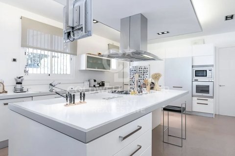 9 bedrooms villa for sale in Esplugues de Llobregat, Barcelona, Catalonia, Spain № 7950 - photo 7