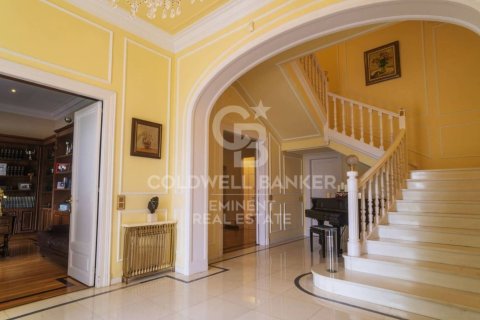 9 bedrooms villa for sale in Esplugues de Llobregat, Barcelona, Catalonia, Spain № 7950 - photo 24