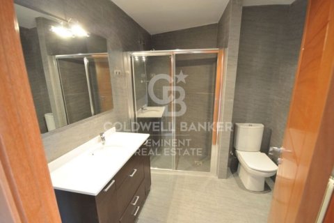 Купить квартиру в Барселона, Испания с 3 спальни, 80м², № 7953 - фото 10