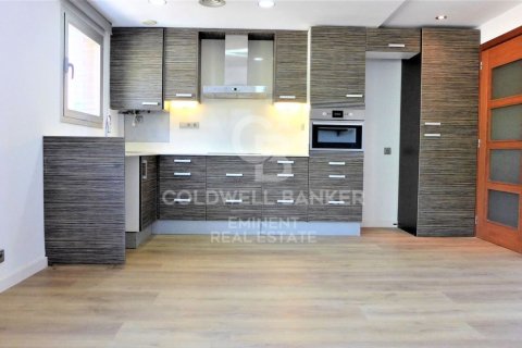 Купить квартиру в Барселона, Испания с 3 спальни, 80м², № 7953 - фото 12