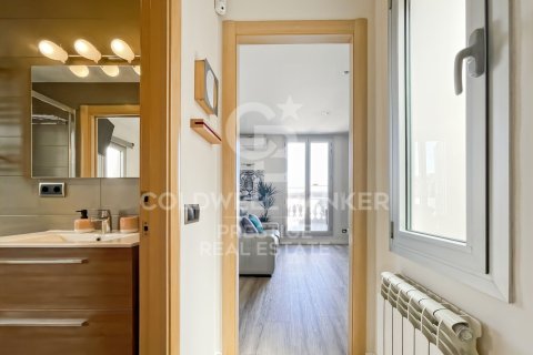 Ático de 1 dormitorio en venta en Barcelona, Cataluña, Spain № 7951 - foto 16