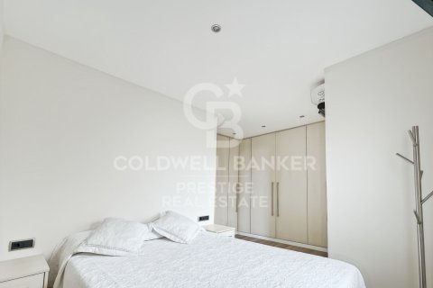 Ático de 1 dormitorio en venta en Barcelona, Cataluña, Spain № 7951 - foto 10