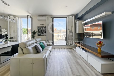 Ático de 1 dormitorio en venta en Barcelona, Cataluña, Spain № 7951 - foto 22